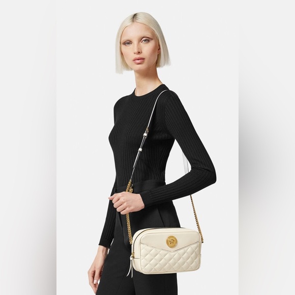 NWT VERSACE Nappa Medusa Quilted Lambskin Leather Crossbody Bag Include Dust Bag - Picture 8 of 8